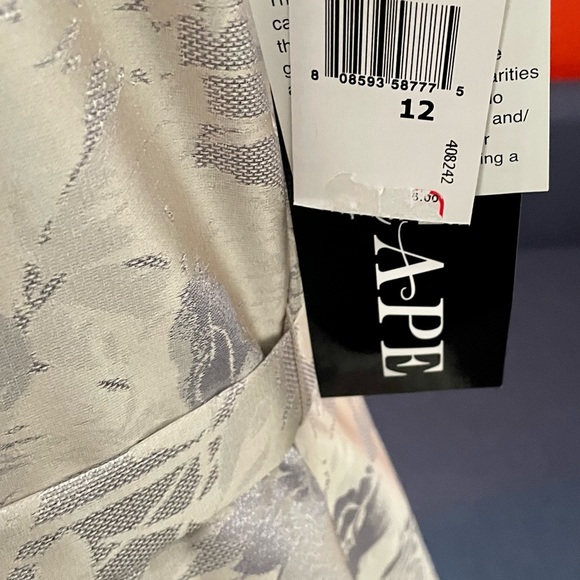 Xscape Special Occasion/Cocktail Dress - Picture 5 of 7